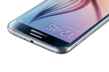 Смартфон Samsung Galaxy S6 3 ГБ / 32 ГБ 4G (LTE) черный