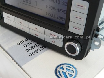 VW RCD300 MP3 GOLF PASSAT CADDY TOURAN JETTA - FV