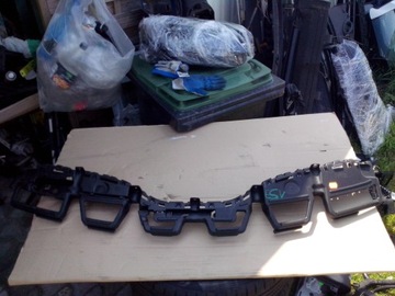 VÝZTUHA ABSORBÉR CENTRÁLNÍ ZADNÍ RENAULT ESPACE V