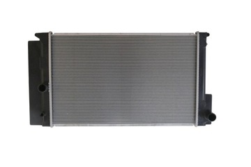 CHLADIČ TOYOTA AURIS COROLLA AVENSIS T27 T29 07- 1640022160 164000D410
