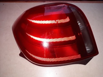 PEUGEOT 108 LAMPA TYŁ TYLNA PRAWA 81321002