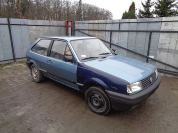 ЯКОРНЫЙ ЩИТОК ЗАДНИЙ ПРАВЫЙ VW POLO II 86C2F КУПЕ