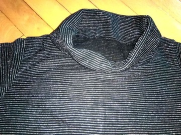 BLUZECZKA TOP sweterek czarny w paseczki srebrne