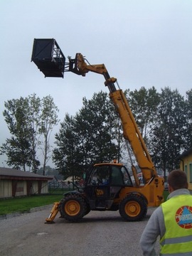 Корзина погрузчика Merlo Terex Haulotte New Holland