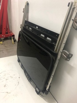 NAVARA D40 2.5 DCI STŘEŠNÍ OKNO
