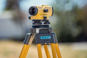 Полный комплект оптического уровня Topcon AT-B4A