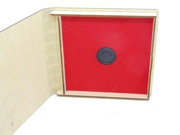 Деревянная коробка для CD/DVD со свадебной гравировкой