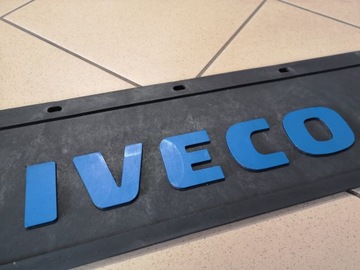 Брызговик IVECO, рельефный черно-синий