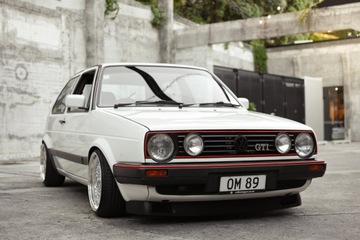 Эмблема VW Хромированная передняя решетка VW Golf 2/3 Corrado