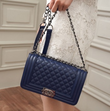 СТЕГАНАЯ СУМКА CHANEL НА ЦЕПИ, ВЫСОКОЕ КАЧЕСТВО, 2 сорт.