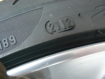 AUDI A7 4G KOLA RÁFKY 275/30/21 PIRELLI