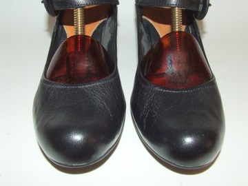 Buty ze skóry CLARKS r.37 dł.23,7 cm S.IDEALNY