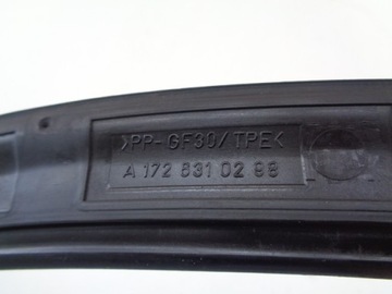 MB SLK W172 LIŠTA KRYT KUFRU PRAVÁ