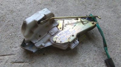 Suzuki wagon r+ 00-06 замок двері лівий задня задній фото №1