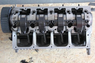 Головка двигателя 038103373r фото №1