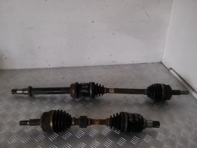 Toyota auris 2,0 d4d 06-12r приводной вал левая короткий фото №1