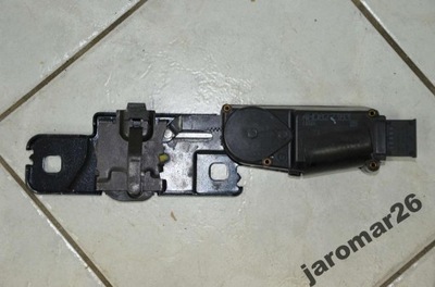 Audi a6 a7 a8 замок доводчик кришки 4h0827383 фото №1