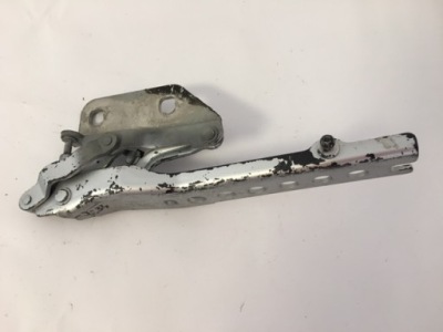 Петля капот лівий audi a8 d3 4e0823301e фото №1