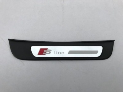 Audi a5 sportback молдинг s-line 8t8853376b правая фото №1