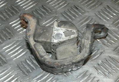 Corsa b combo 1.7 d x17d подушка двигуна фото №1