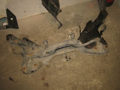 Mitsubishi space star 99-06 балка підрамник підрамник фото №1