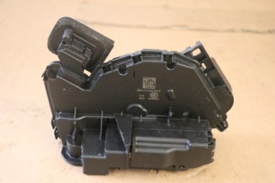 Замок дверь задняя правый vw arteon 5ta839016d фото №1