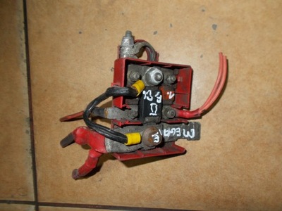 Megane ii 1.5dci клема plus акумулятор фото №1