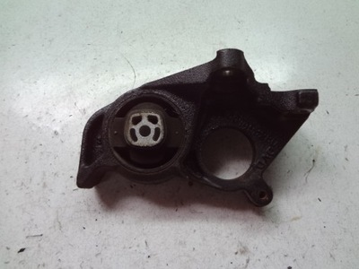 Peugeot 308 08r- 1.6 thp опора полуось фото №1