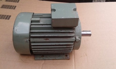 silnik elektryczny 1,1 kw 380 volt 900 obr