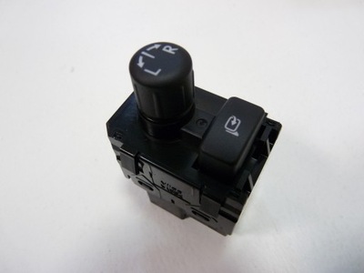 Levorg кнопка регулювання дзеркал 83061fj000 фото №1