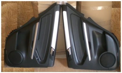 Обшивка двері задній mercedes ml gl 164 2007 a1647309570 a1647309670 фото №1