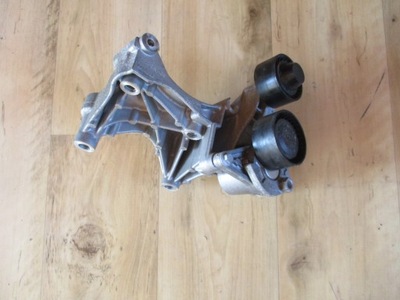 Renault trafic talisman кронштейн генератора 1.6 dci фото №1