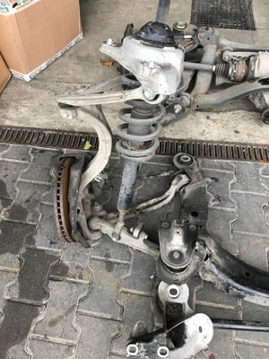 AUDI A6 C6 ZAWIESZENIE ZWROTNICA 2.7D QUATTRO