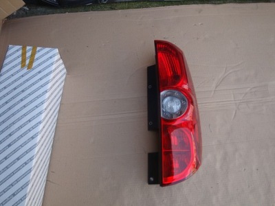 Opel combo fiat florino лампа задняя правая фото №1