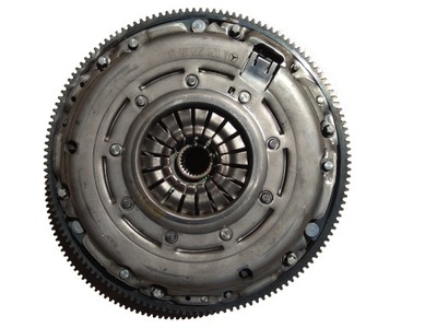 MERCEDES CLA A GLA CLUTCH DUAL-MASS 0262500501 - milautoparts-fr.ukrlive.com