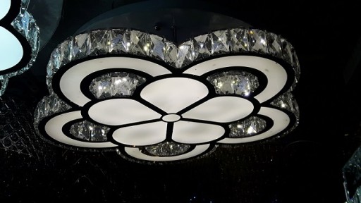 713 NOWOCZESNY ŻYRANDOL LAMPA SUFITOWA PLAFON LED