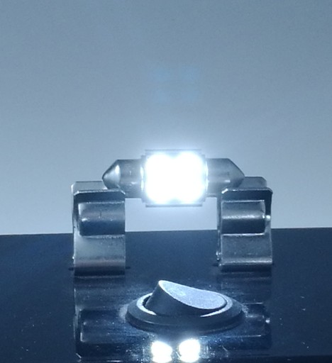 Светодиодная лампа M-Tech C5W SV8.5 31мм с диодами OSRAM 5700K - комплект. 2 шт.