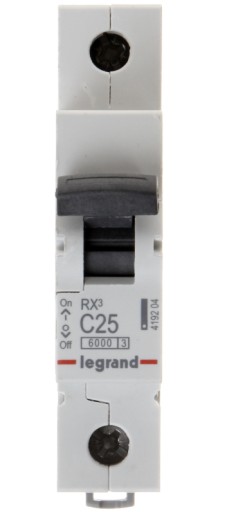 АВТОМАТИЧЕСКИЙ ВЫКЛЮЧАТЕЛЬ LEGRAND RX3 1P C25A S301