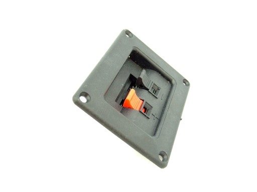 Gniazdo głośnikowe 2pin prostokąt 80mm x 65mm