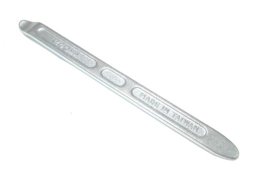 Łyżka Do Opon Stalowa 240x20MM