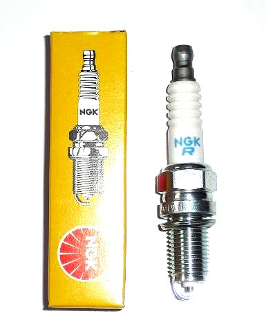 ŚWIECA CR9EH-9 NGK CB CBF CBR HORNET 500 600 900