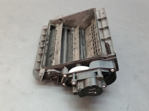 Klapy silniczek nadmuchu BMW 1 E87 lift