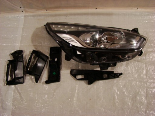 FORD S-MAX MK2 LAMPA PRAWA