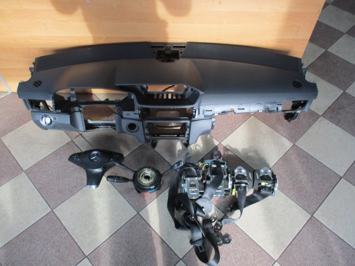 Mercedes-benz oe 67835761 - фото