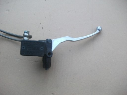 PEUGEOT SATELS 400 ТОРМОЗНОЙ НАСОС ПЕРЕДНИЙ ПРАВЫЙ