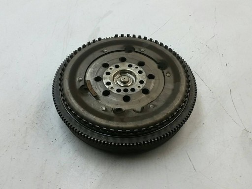 ДВУХМАССОВОЕ колесо сцепления NAVARA D40 2.5 DCI 06-