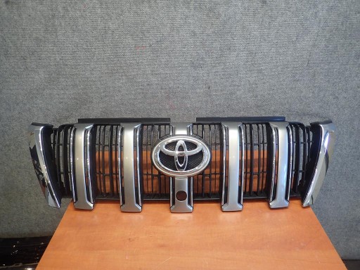 GRILL TOYOTA LAND CRUISER 150