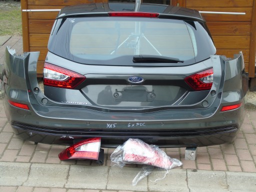 DS73-N423A - FORD MONDEO Mk5 Kombi 14-19 задний люк, фонари в бампере