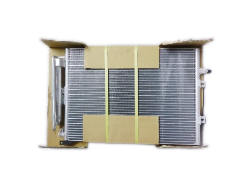 8FC 351 - РАДІАТОР КОНДИЦІОНЕРА BEHR RENAULT CLIO III MODUS