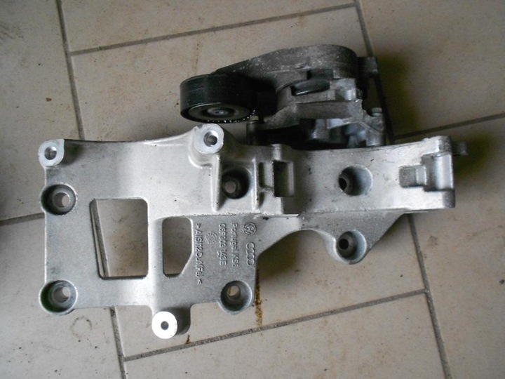 VW AUDI SEAT BRACKET MOUNTING ELECTRIC GENERATOR 06F903143E photo 1 - milautoparts-fr.ukrlive.com